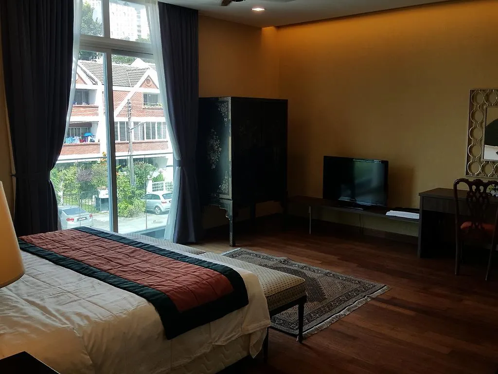 La Maison 100 Kuala Lumpur 0*,